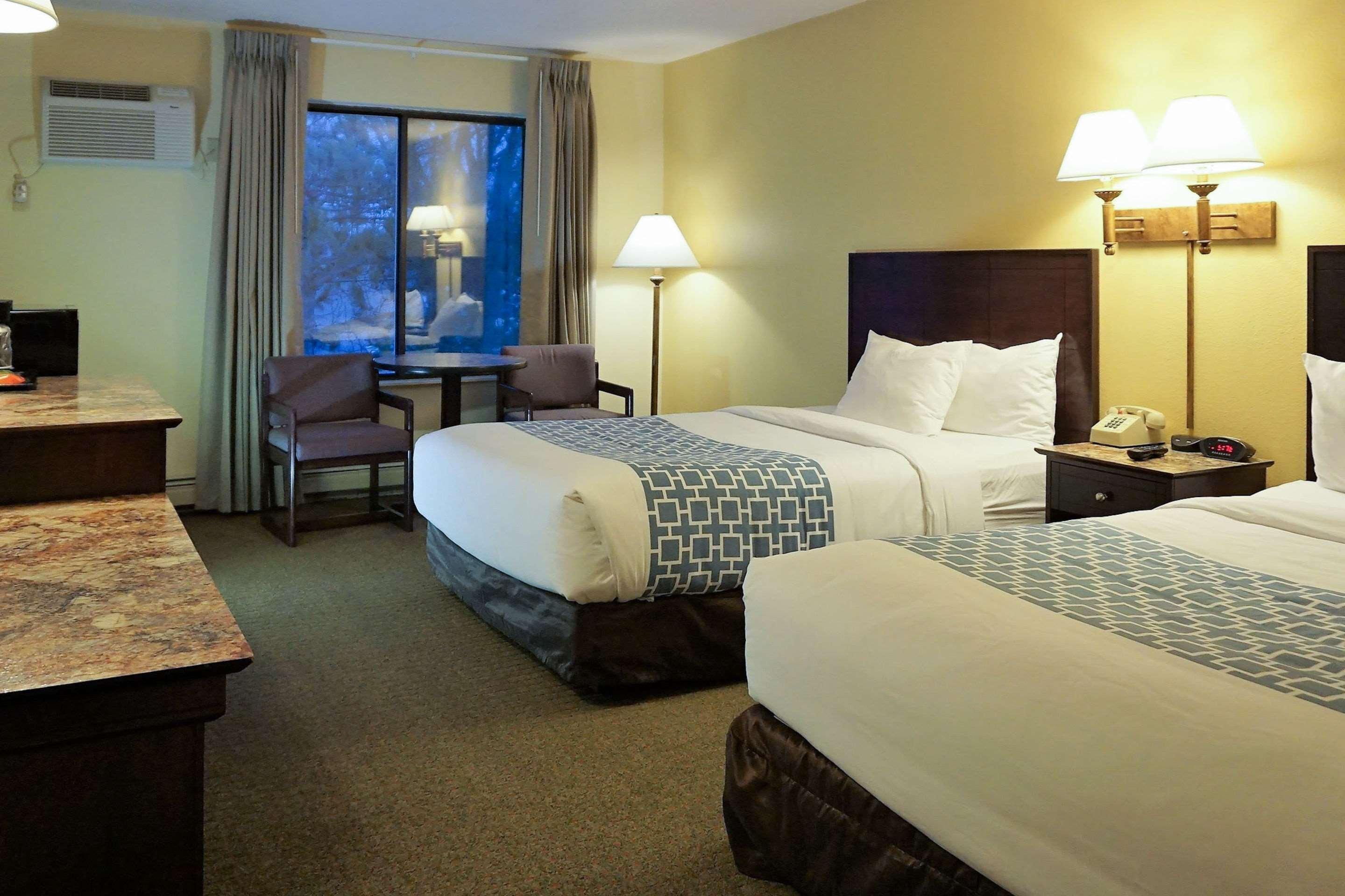Econo Lodge Mayo Clinic Area Rochester Exterior photo
