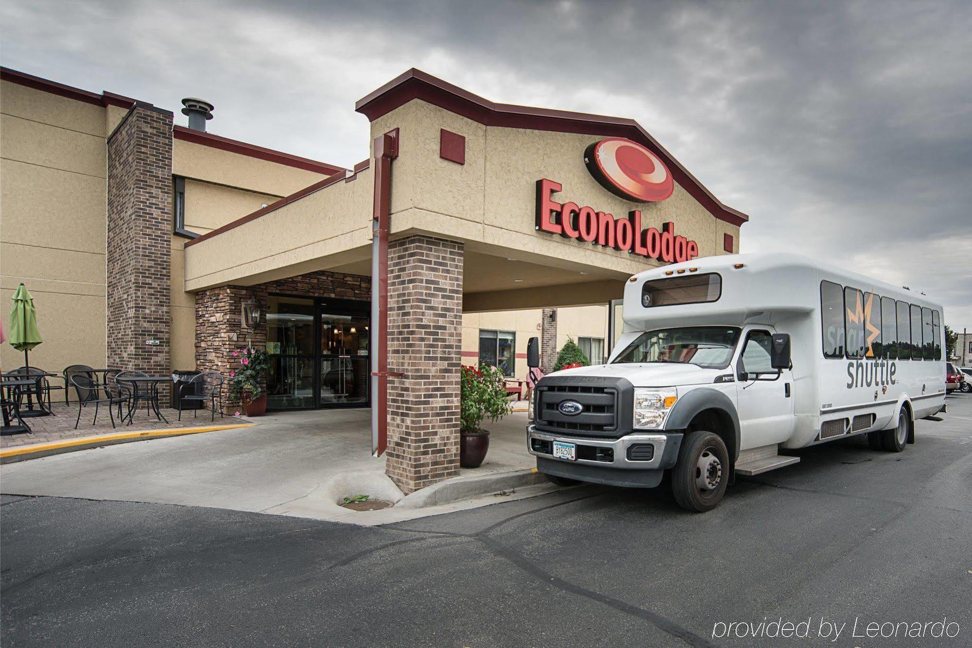 Econo Lodge Mayo Clinic Area Rochester Exterior photo